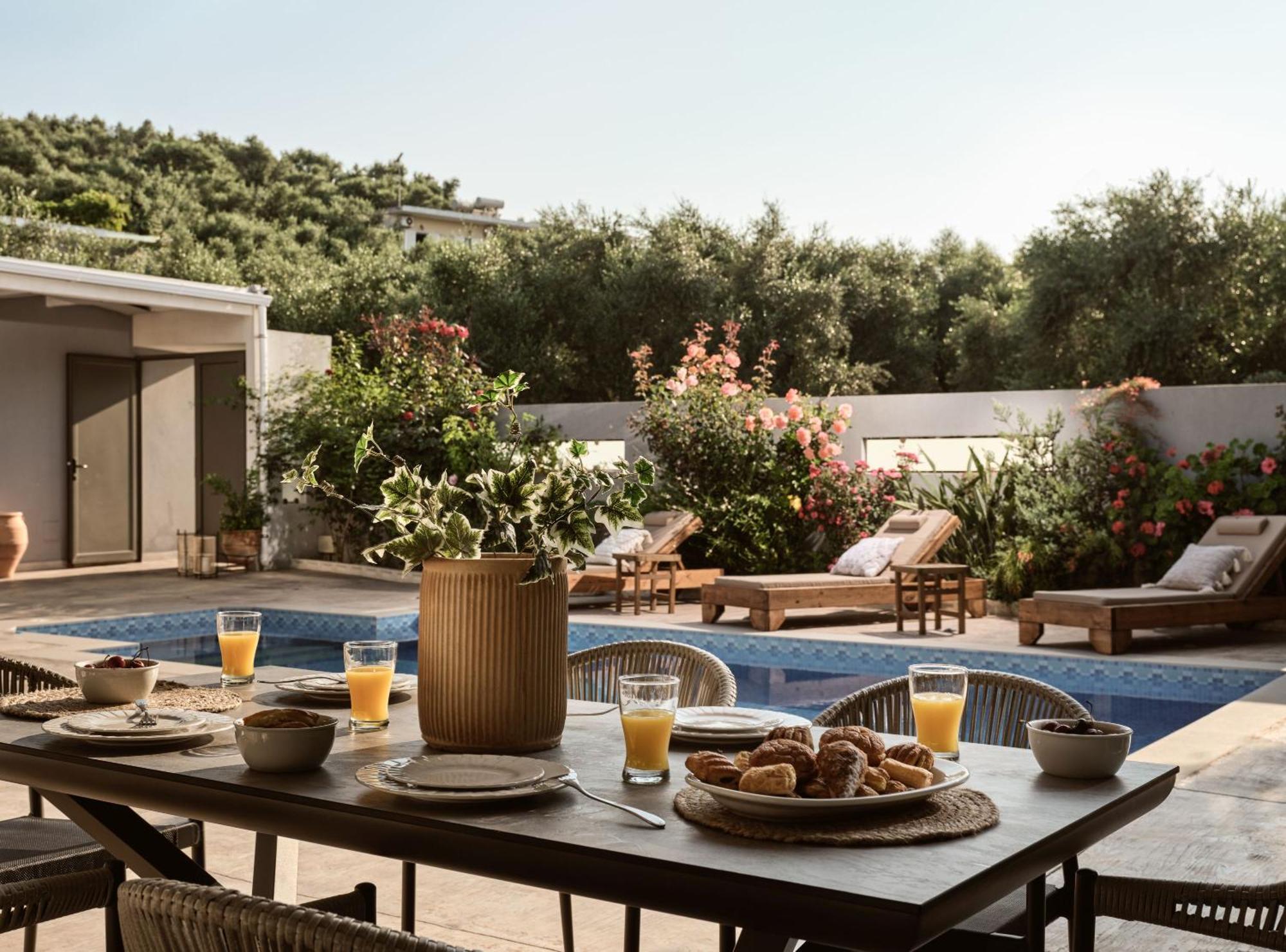 Jasmine Suites With Private Pool Tsiliví Eksteriør bilde