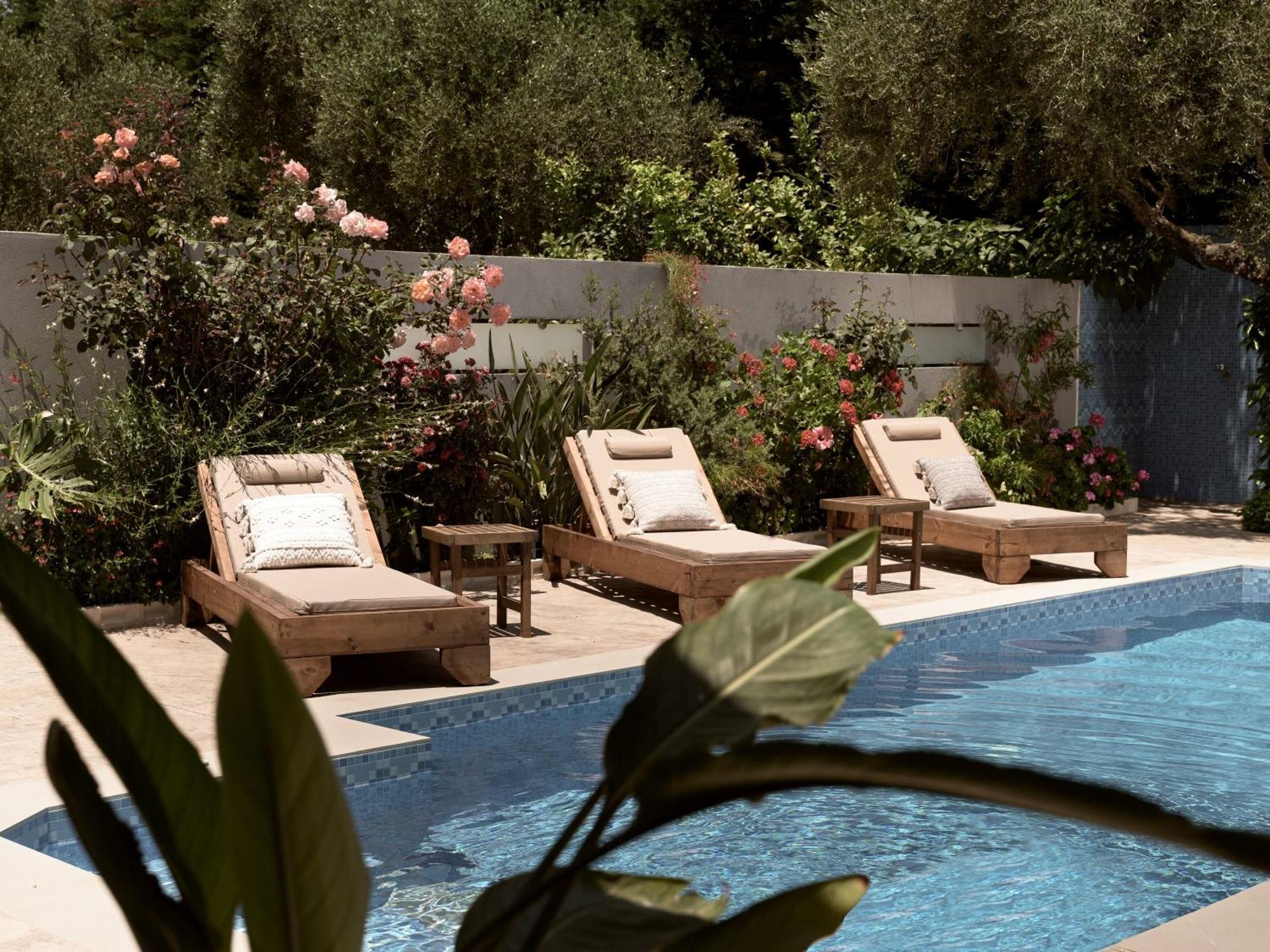 Jasmine Suites With Private Pool Tsiliví Eksteriør bilde