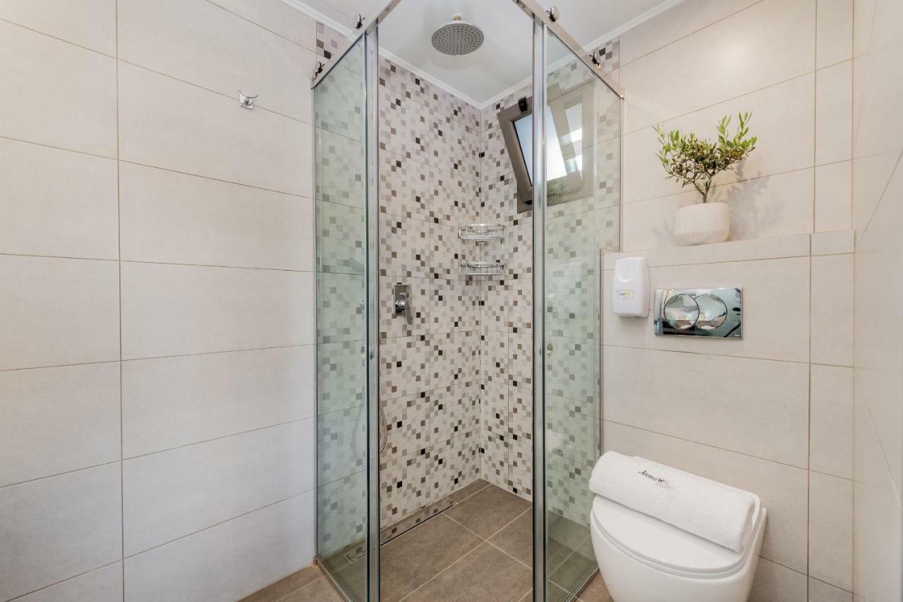 Jasmine Suites With Private Pool Tsiliví Eksteriør bilde